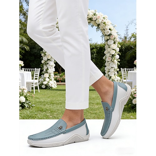 Hellblaue Herren-Slipper – lässige, bequeme Schuhe für Sommerhochzeiten und Strandpartys Image