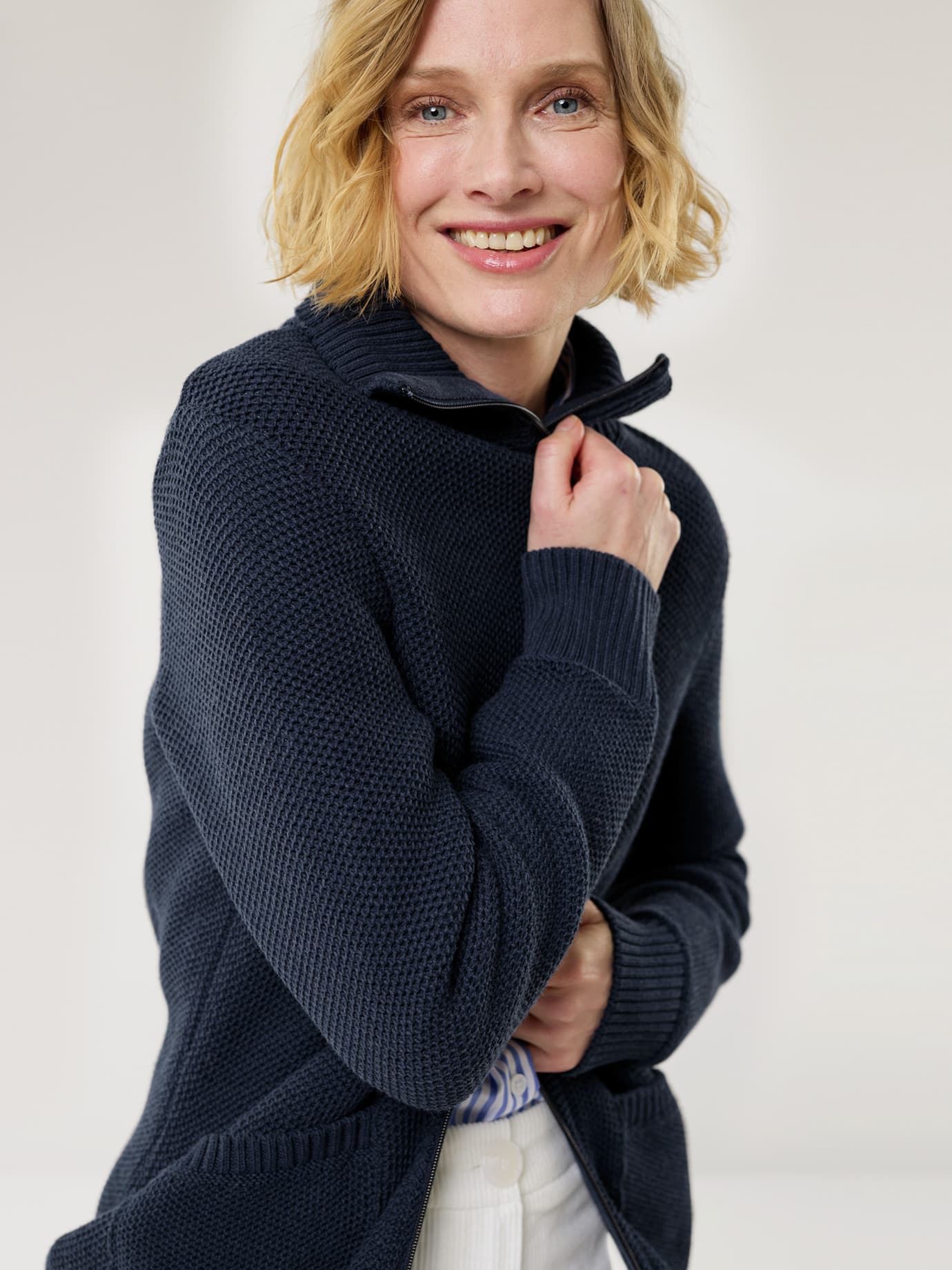 Zip-Longstrickjacke Image