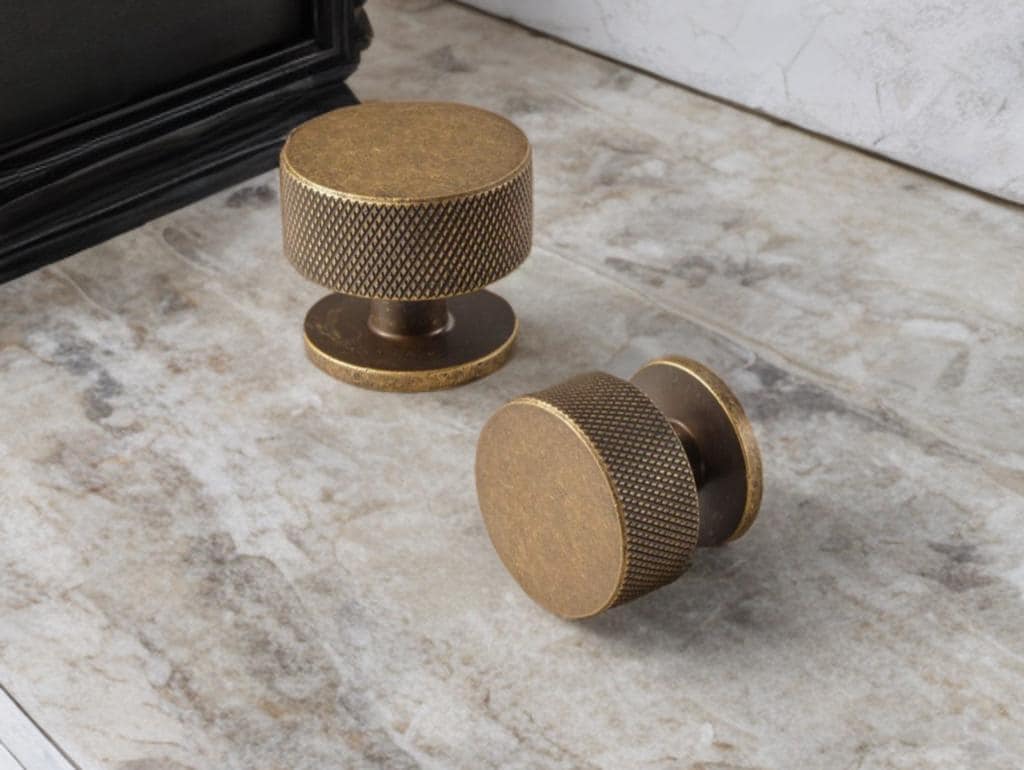 Pomelli per mobili in ottone in stile vintage, pomelli per cassetti in ottone, maniglie, pomelli zigrinati in ottone, maniglie per mobili, pomelli per