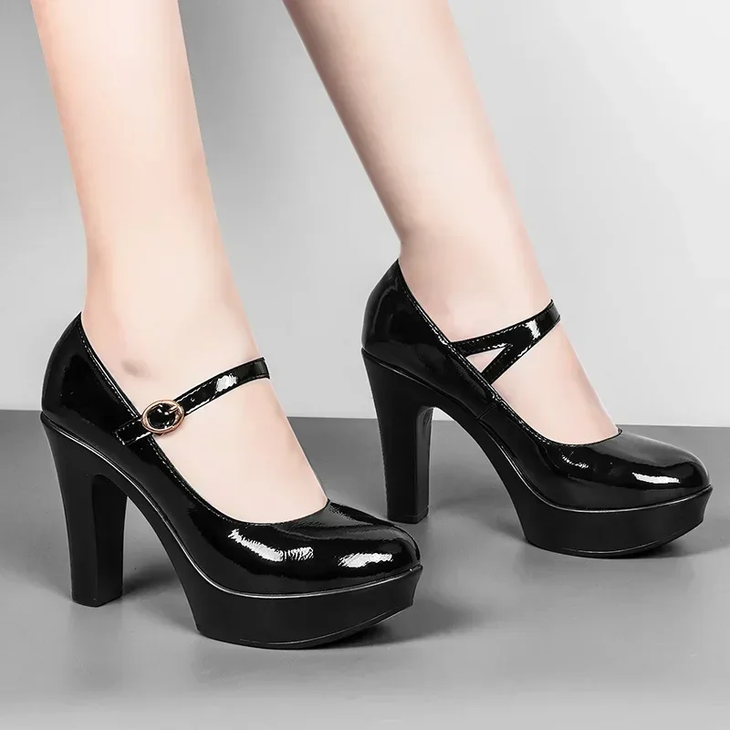 6 8 11 13 cm kleine Größe 32-43 flache schwarze Lacklederschuhe Mary Janes 2025 Frühling Herbst Block High Heels Schuhe Büromodell