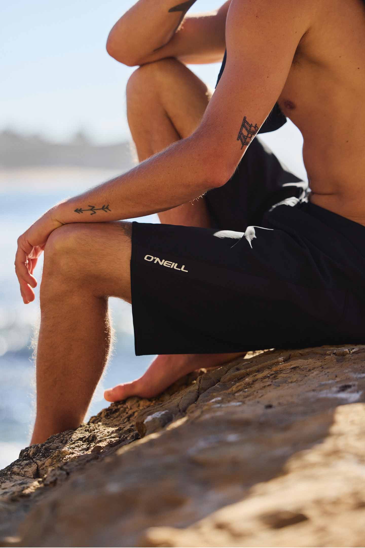 O'Neill Men's Superfreak Solid 21"" Board Shorts in Black, Size 34, Elastane/Nylon/Polyester