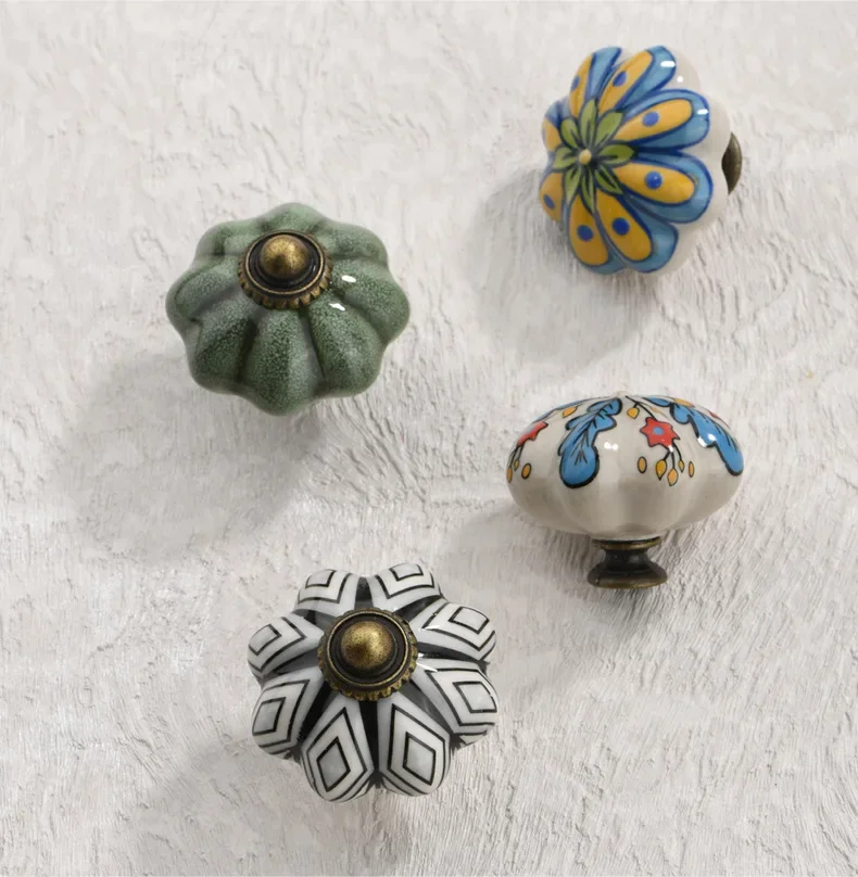 Keramik-Schubladengriff, einzelnes Loch, europäische Schranktür, kleiner Griff, runder Kleiderschrank-Türgriff im Ethno-Stil Image