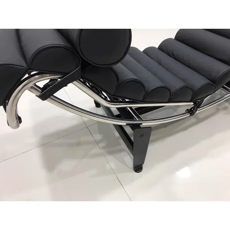 LC4 Liegesessel Freizeitmöbel Designer Edelstahl Balkon Freizeitsofa Le Corbusier Image