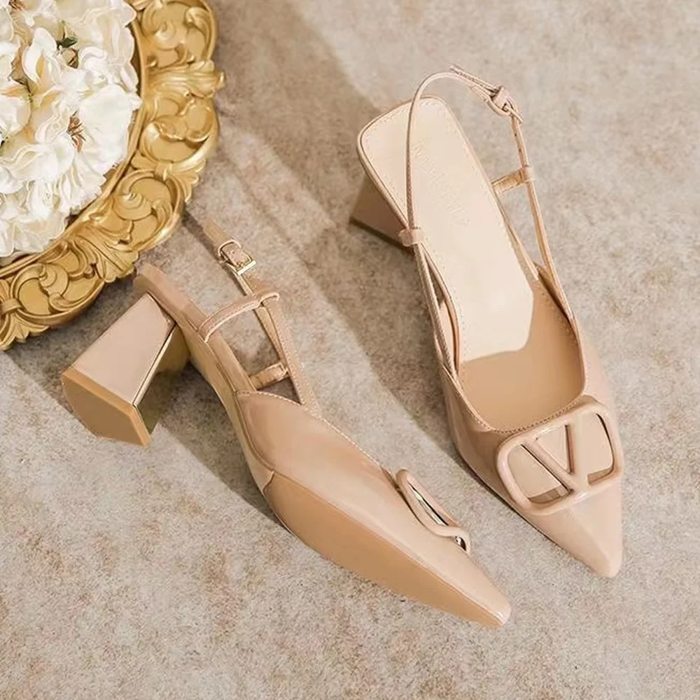 Fashion Solid Dünne Heels Sandalen für Frauen Neue Heiße Verkauf Sommer Casual Med Ferse Damen Schuhe One-line Schnalle frauen Sandalen