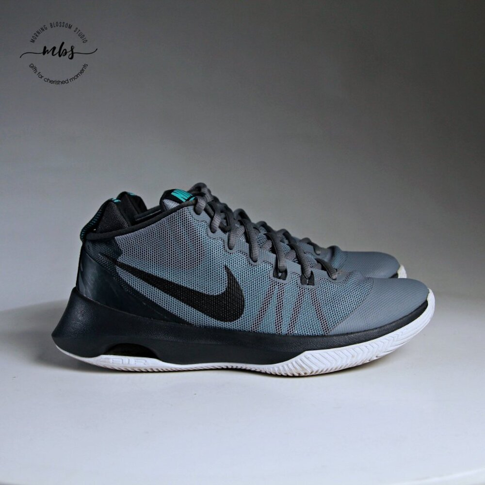 Nike Shoes | Euc Nike Air Versitile Basketball Shoes Blue Gray Men 8 | Color: Blue/Gray | Size: 8