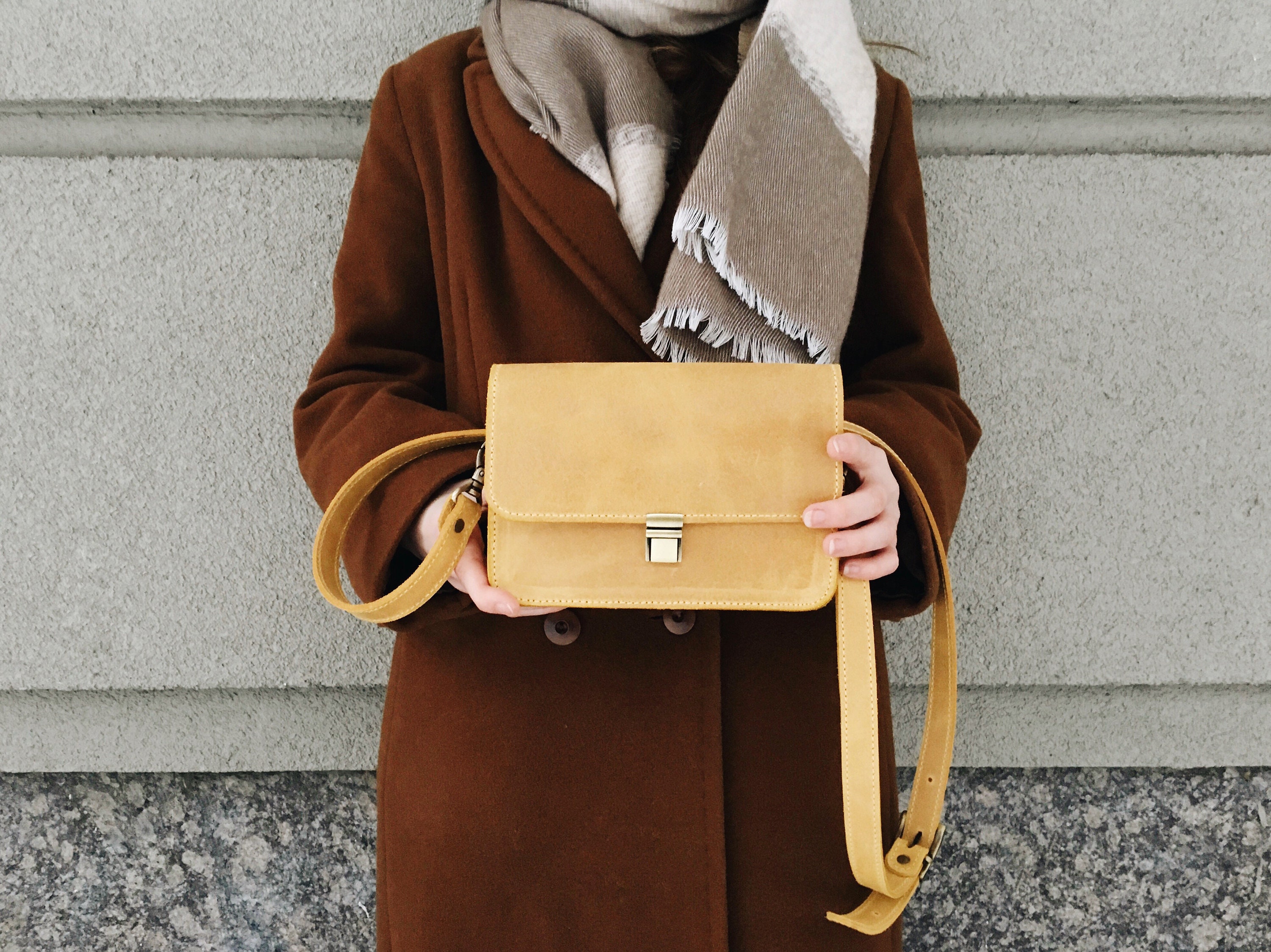 Borse da donna. Tracolla gialla. Borsa a mano da donna. Borsa a tracolla in pelle. Borsa fatta a mano per donna. Borse a mano in stile boho. Borse con