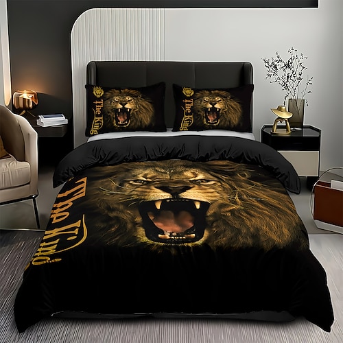 Dreiteiliges Bettwäscheset mit Löwenkönig-Motiv, ideal für Hotelzimmer und komfortables Queensize-Bett. Image
