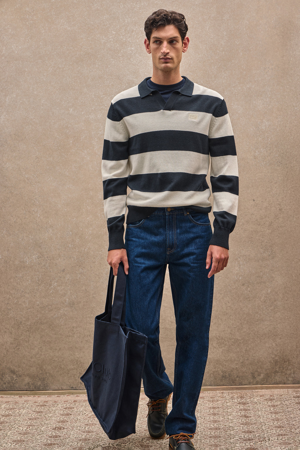 Pullover marineblau und ecru gestreift mit Polokragen und Polo Club-Patch Image