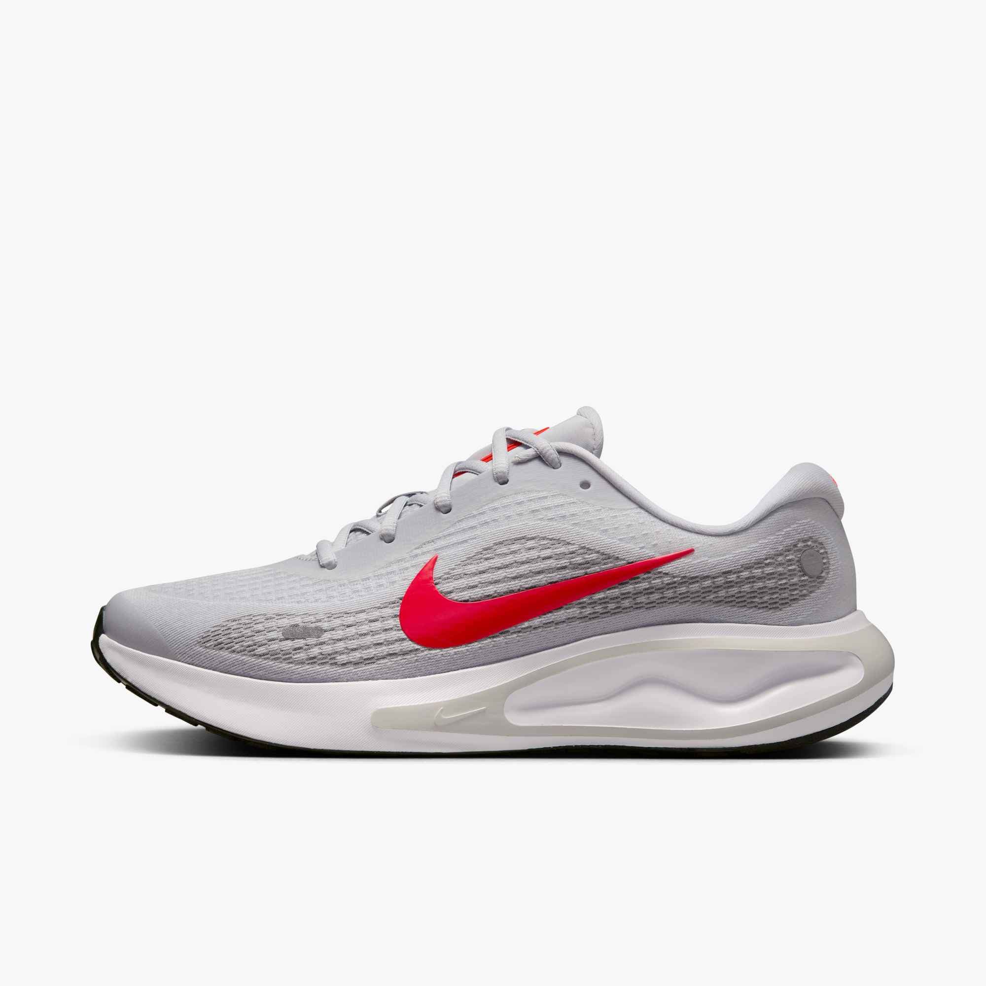 Laufschuh NIKE "NIKE JOURNEY RUN", Herren, Gr. 42,5, pure platinum, bright crimson, weiß, schwarz, Synthetik, Textil, Schuhe Laufschuh