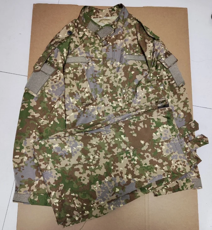 Deutscher Flecktarn Multitarn Camoufalge Unfiorm All Terrain ACU Cut inklusive Jacke und Hose Image