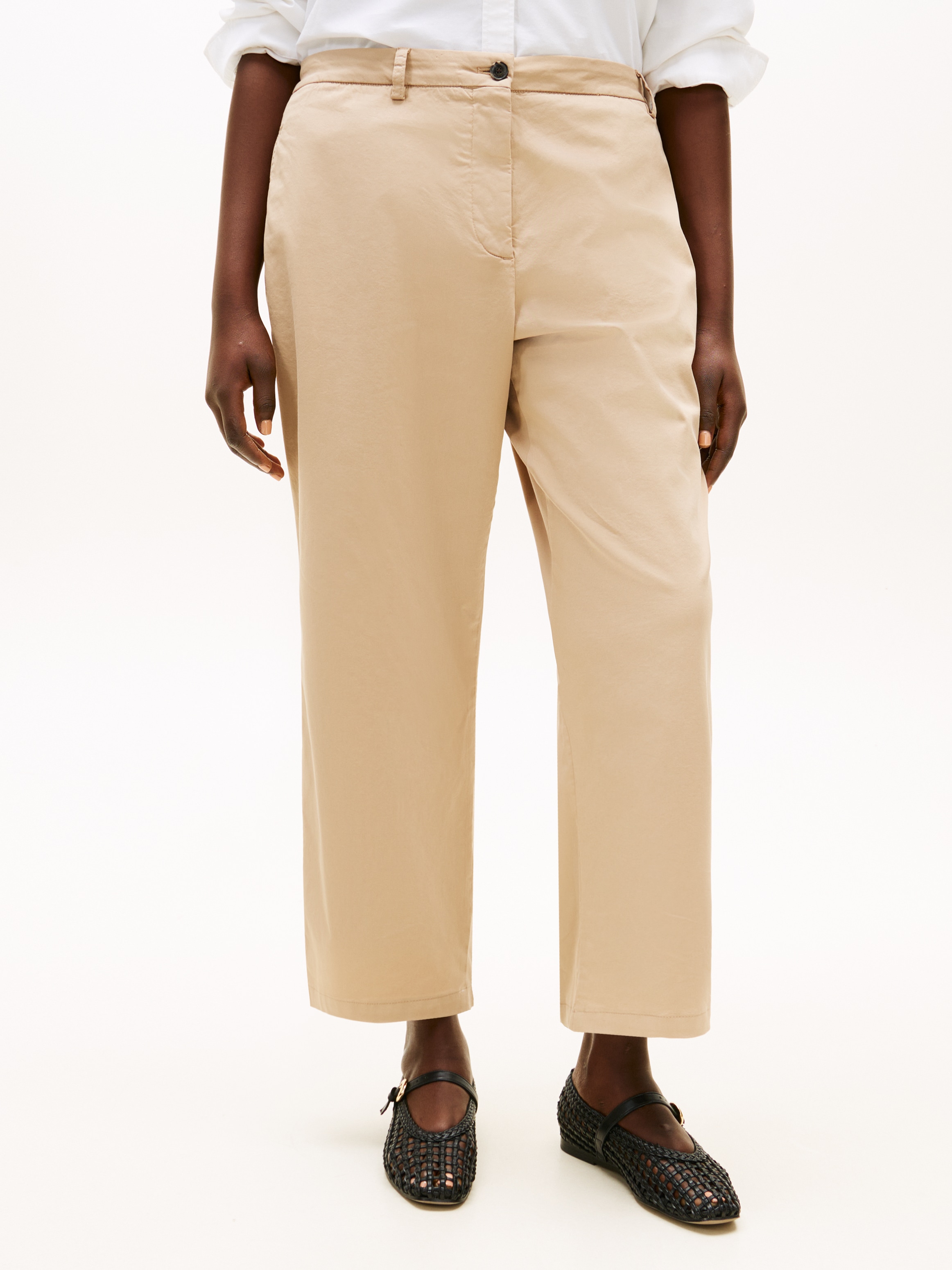 Chinohose TOMMY HILFIGER CURVE "CRV CO GMD SLIM STRAIGHT CHINO", Damen, Gr. 52, N-Gr, beige, Web, Obermaterial: 65% Baumwolle, 33% Lyocell, 2% Elasthan, unifarben, regular fit lang, Hosen Chinohose, in großen Größen