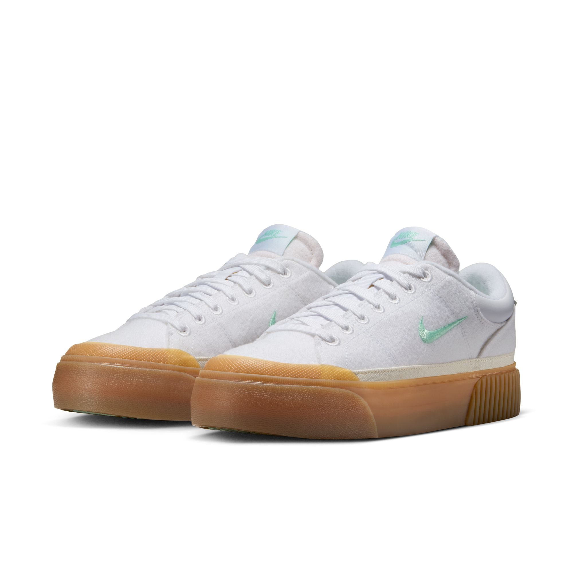 Sneaker NIKE SPORTSWEAR "WMNS COURT LEGACY LIFT", Damen, Gr. 39, weiß, mint foam, gum light braun, sail, Synthetik, Textil, Schuhe Sneaker