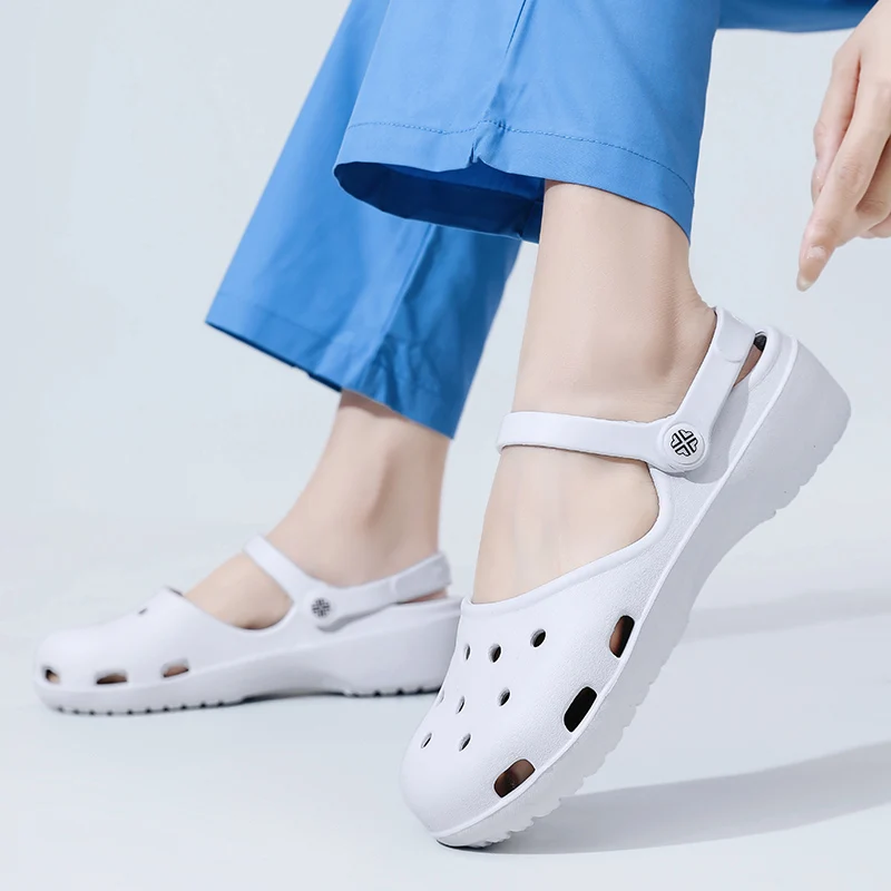 Croc Shoes Women's Summer Solid Color Lightweight Quick-Drying Sandals Universal for Men and Women Office Beach Outing Sandals