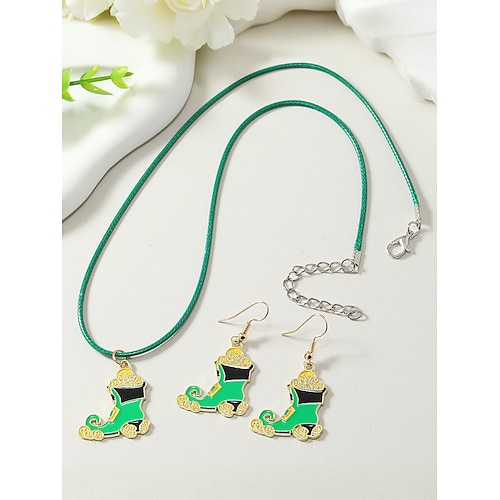 Schmuckset aus einer Metalllegierung für Damen zum St. Patrick's Day: Halskette und Ohrringe mit Kleeblatt-, Hut- und Shamrock-Motiven, perfekt für den St. Patrick's Day, den Alltag und festliche Anlässe. Image