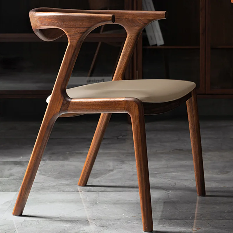 Minimalistische nordische Esszimmerstühle, Café, Empfang, Wohnzimmer, Esszimmerstühle, ergonomische Wohnmöbel aus Holz, Cadeiras Lscy Image