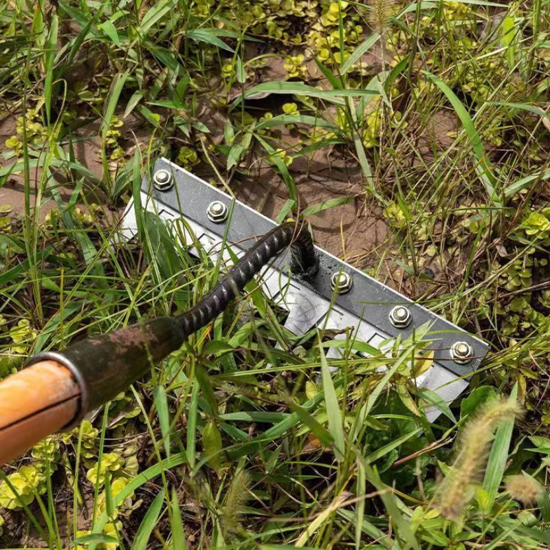 Weeding Tools Scarifier Carbon Steel Garden Hand Rake, Agricultural Nail Harrow Metal Harrow For Farms 5 Teeth