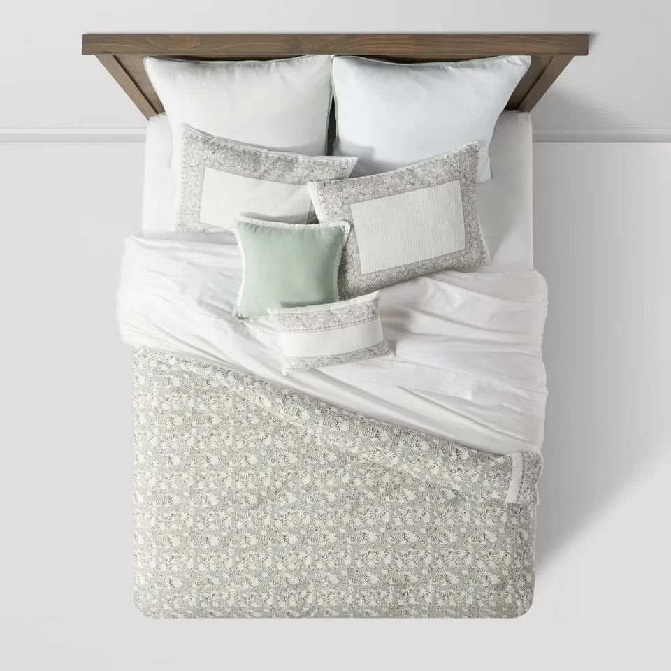 King Floral Comforter Set Green Threshold, Luxury Bedding With Decorative Pillows And Bedskirt For Cozy Bedroom King Floral Comforter Set Green Threshold, Luxury Bedding With Decorative Pillows And Bedskirt For Cozy Bedroom