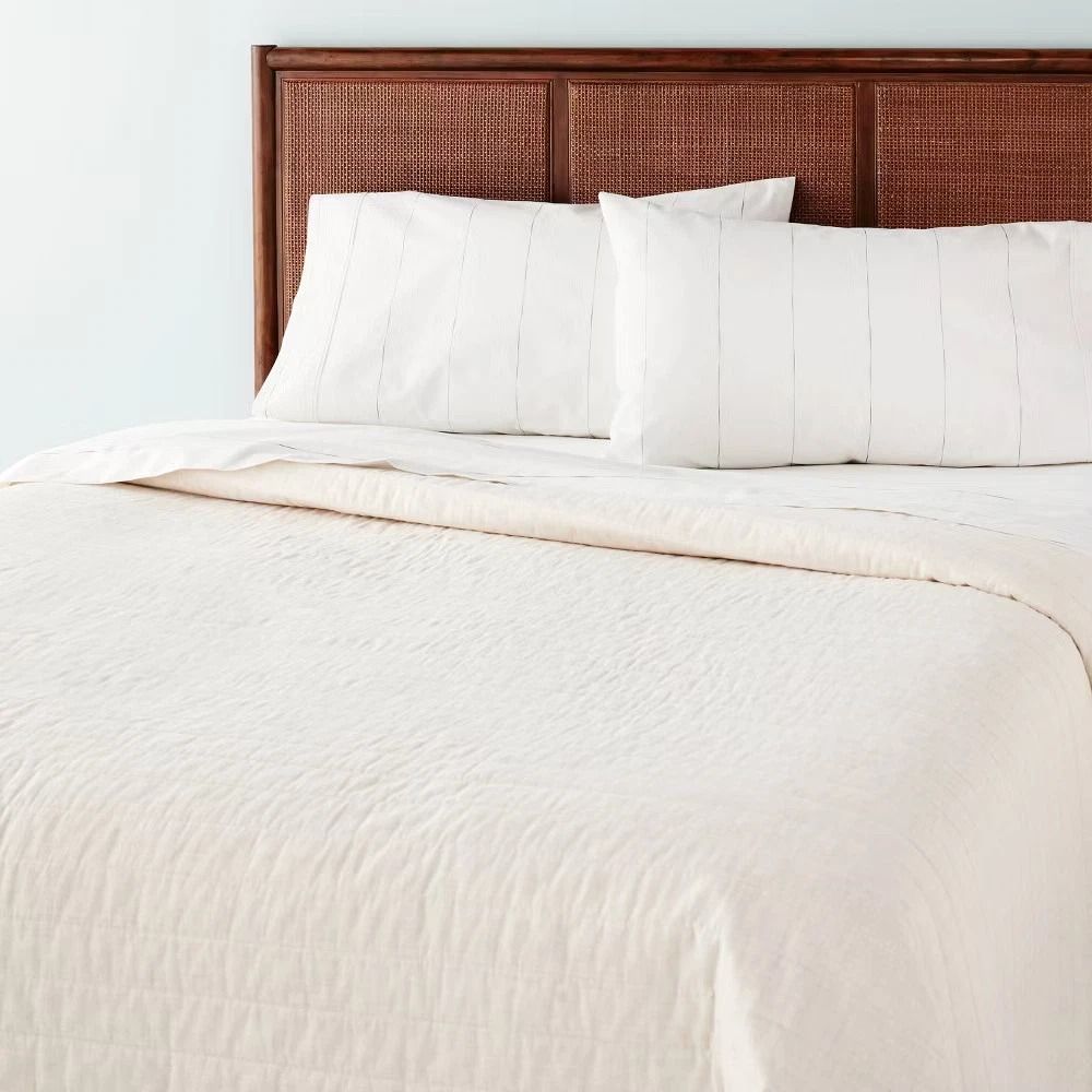 Full Queen Channel Stitch Heathered Quilt, Soft Quilted Bedding By Hearth & Hand With Magnolia Full Queen Channel Stitch Heathered Quilt, Soft Quilted Bedding By Hearth & Hand With Magnolia
