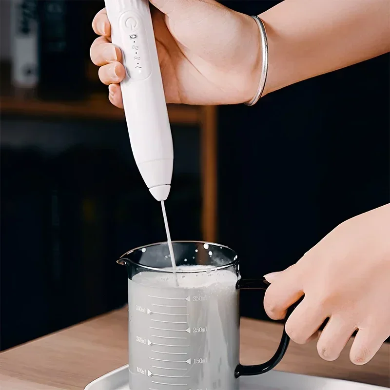 Portable USB Electric Egg Beater, Household Kitchen Handheld Egg White Frother, Coffee Whipping Foam Cream Gadget red