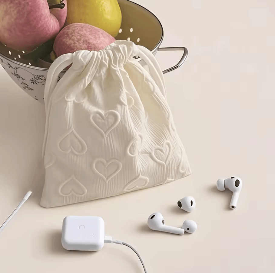 Heart Print Drawstring Storage Bag Portable Travel Organizer For Cables And Accessories white