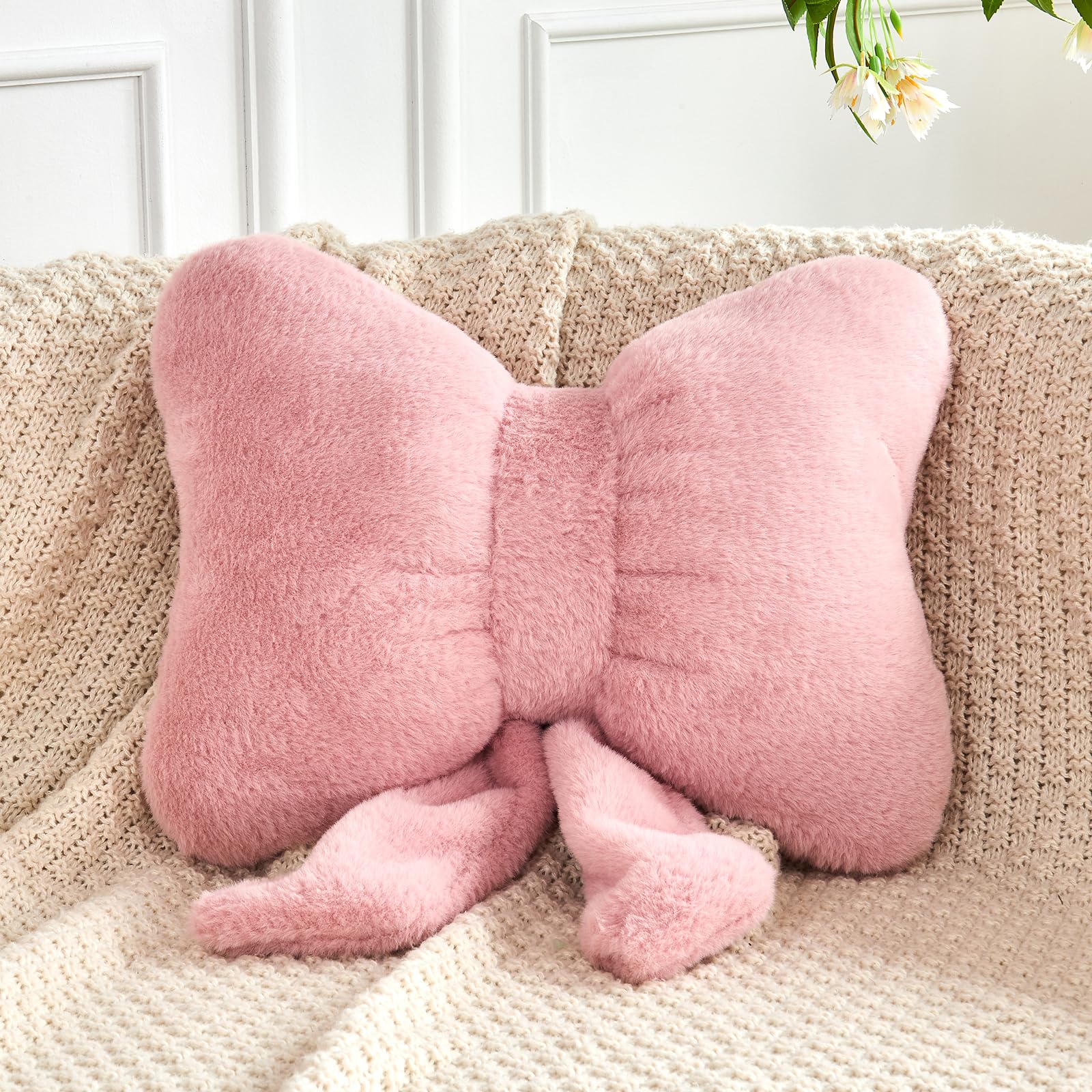 Cute Dusty Pink Bow Throw Pillows Soft Faux Rabbit Fur Aesthetic Home Decor Decorative Bow Pillow white