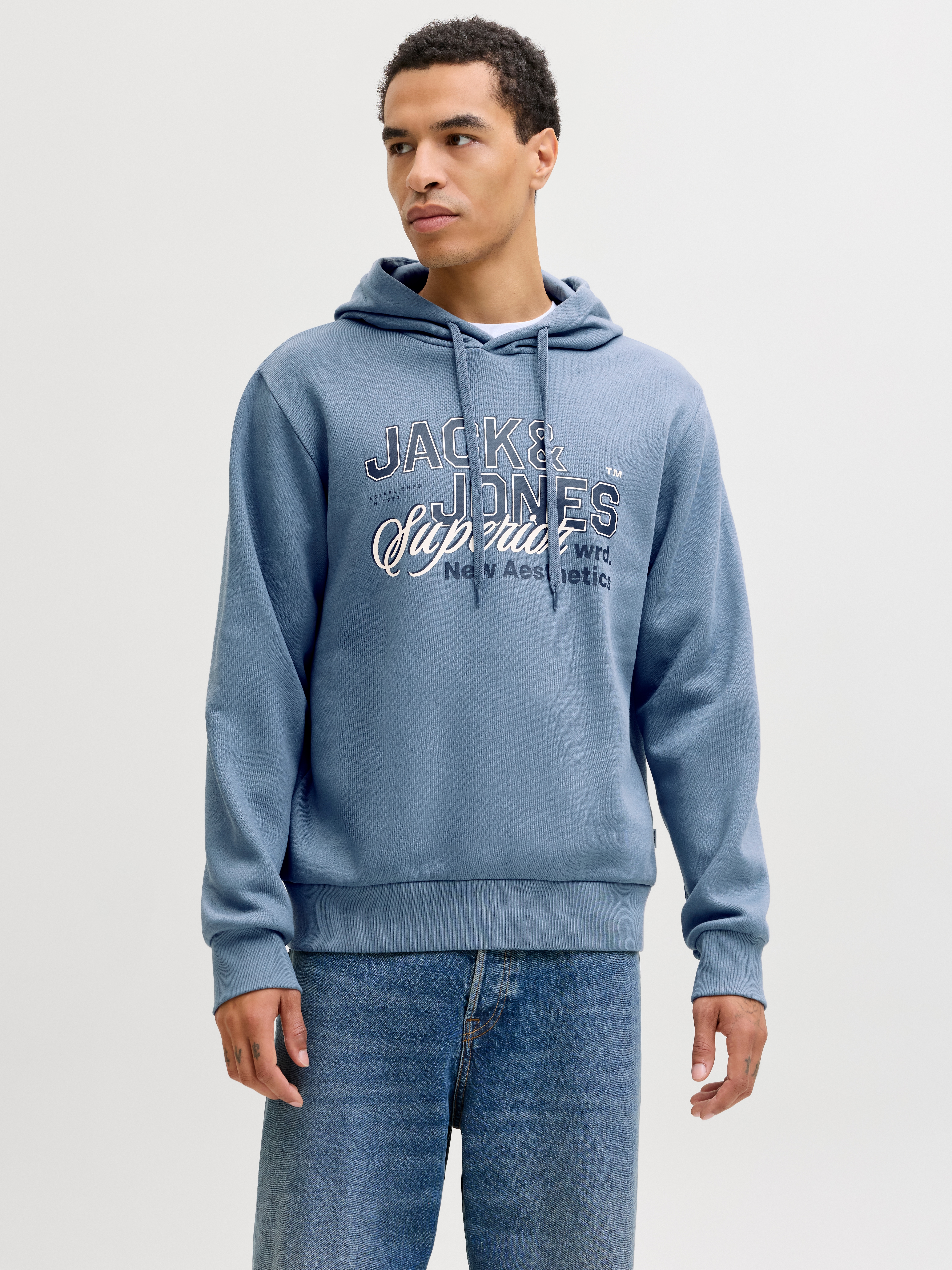 Kapuzensweatshirt JACK & JONES "JJELOGO SWEAT HOOD 2 COL 25/26 NOOS", Herren, Gr. L, blau mirage, angeraute Sweatware, Obermaterial: 70% Baumwolle, 30% Polyester, bedruckt, regular fit normal, Rundhals, Rippbündchen, Sweatshirts, mit stylischem Print