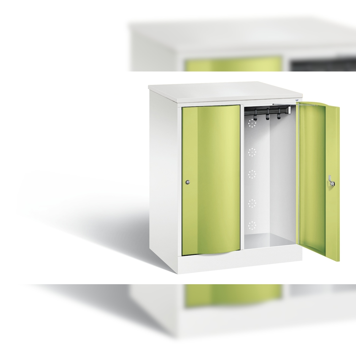 C+P Garderobenschrank Resisto, H1077xB772xT540mm Image