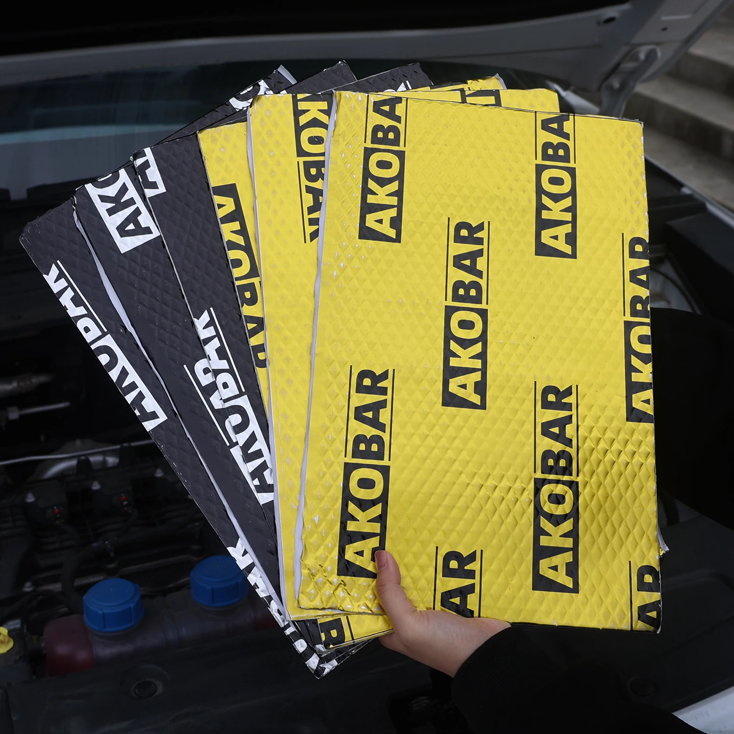 1PC 25*40cm Soundproofing Car Self-adhesive Door Noise Reduction Butyl Pads Auto Thickening Materials Soundproofing Board