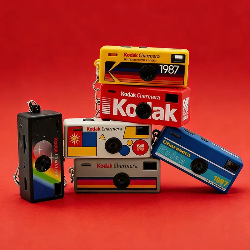 Nouveau Kodak CCD Charmera porte-clés 1987 avec Flash Mini appareil photo numérique 35MM/F2.4 appareil photo numérique 5 couleurs couleur aléatoire appareil photo cadeau ﻿
