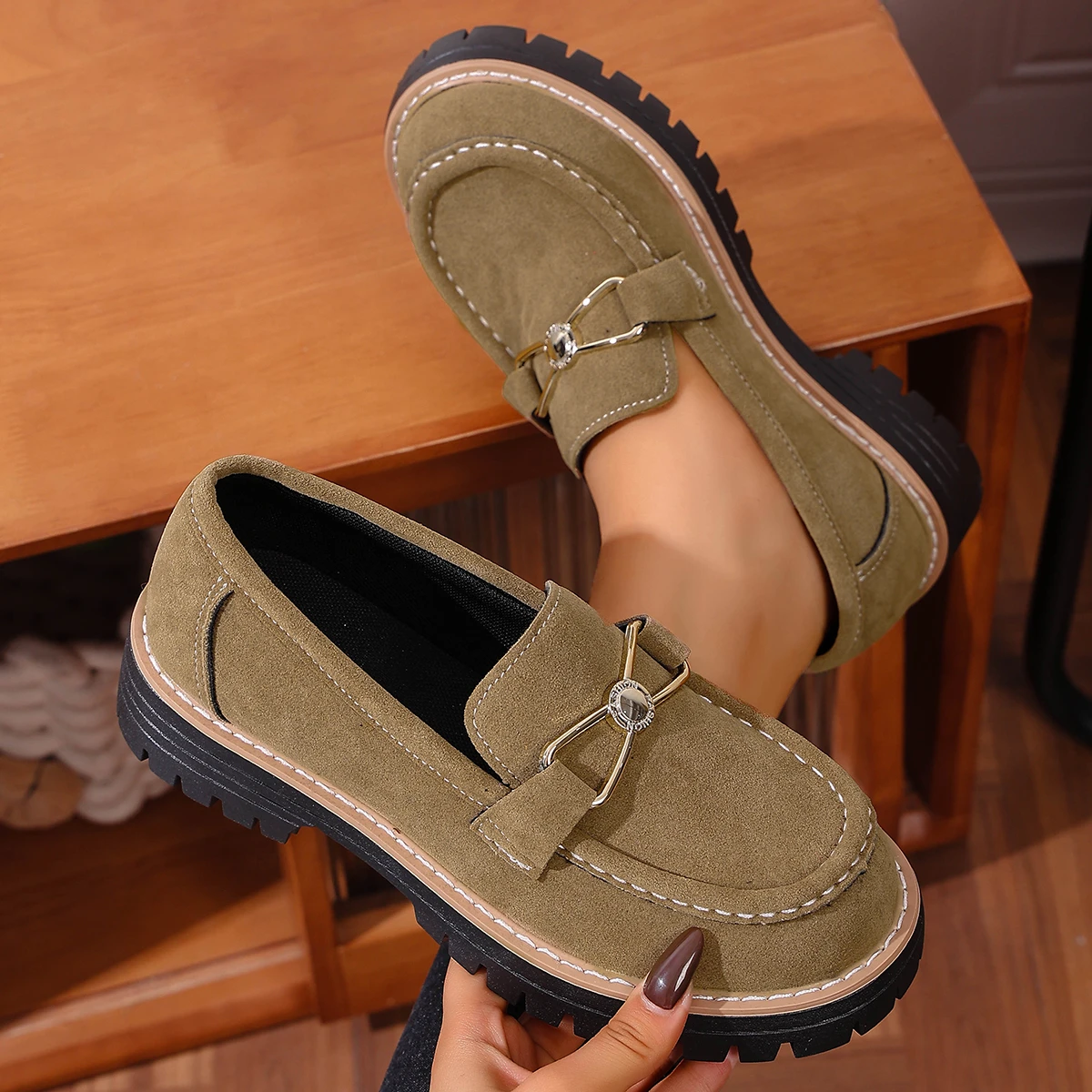 Outdoor Dicke Sohle Frauen Schuhe Mode Slip-on Loafers Plus Größe Nähen Damen Walking Schuh Bequeme Atmungsaktive Casual Schuhe