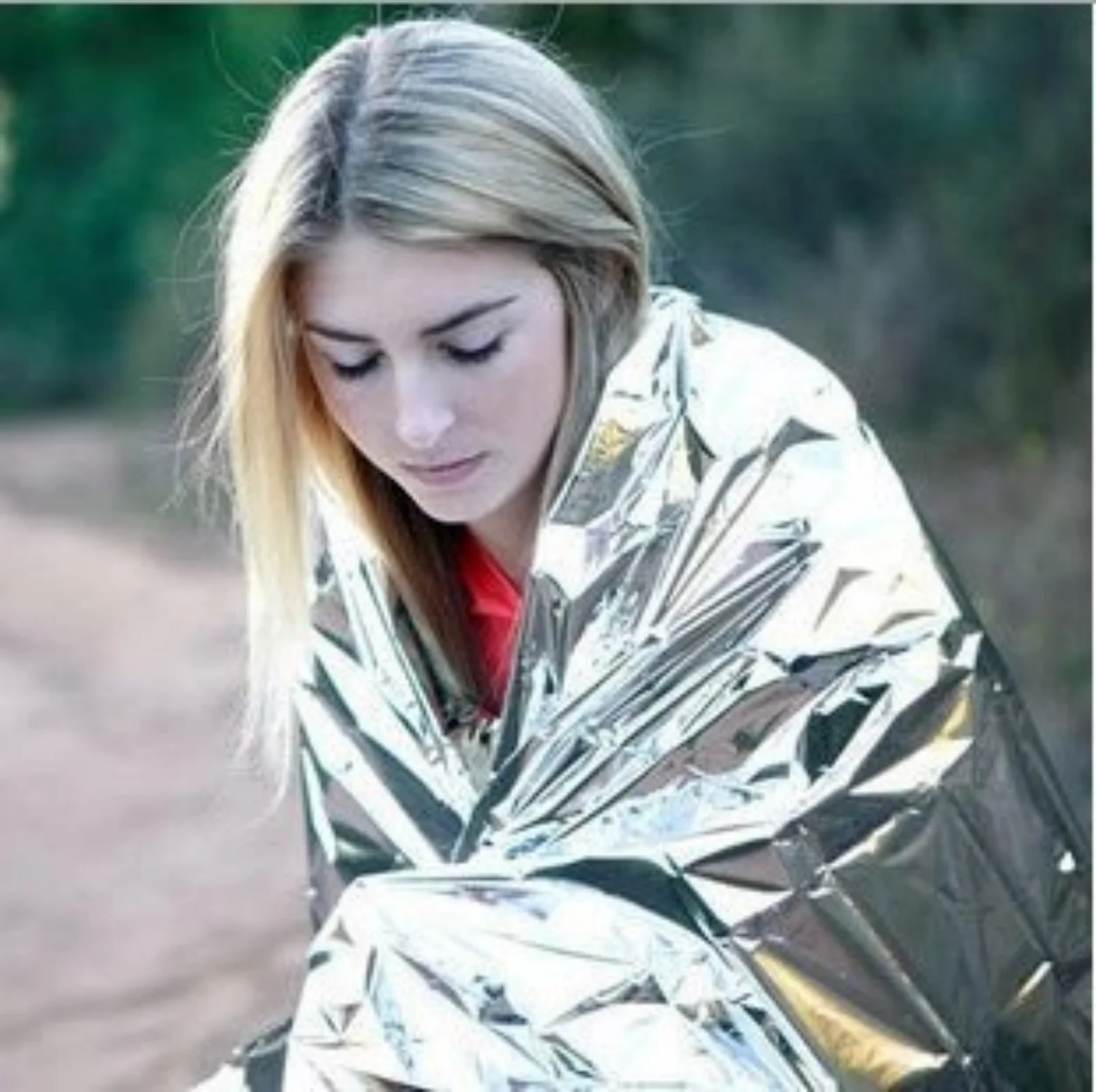 Multifunktionale Notfall-Thermo-Poncho-Decke – ultraleicht, wasserdicht, winddicht, Sonnenschutz, ideal für Camping und Erste Image