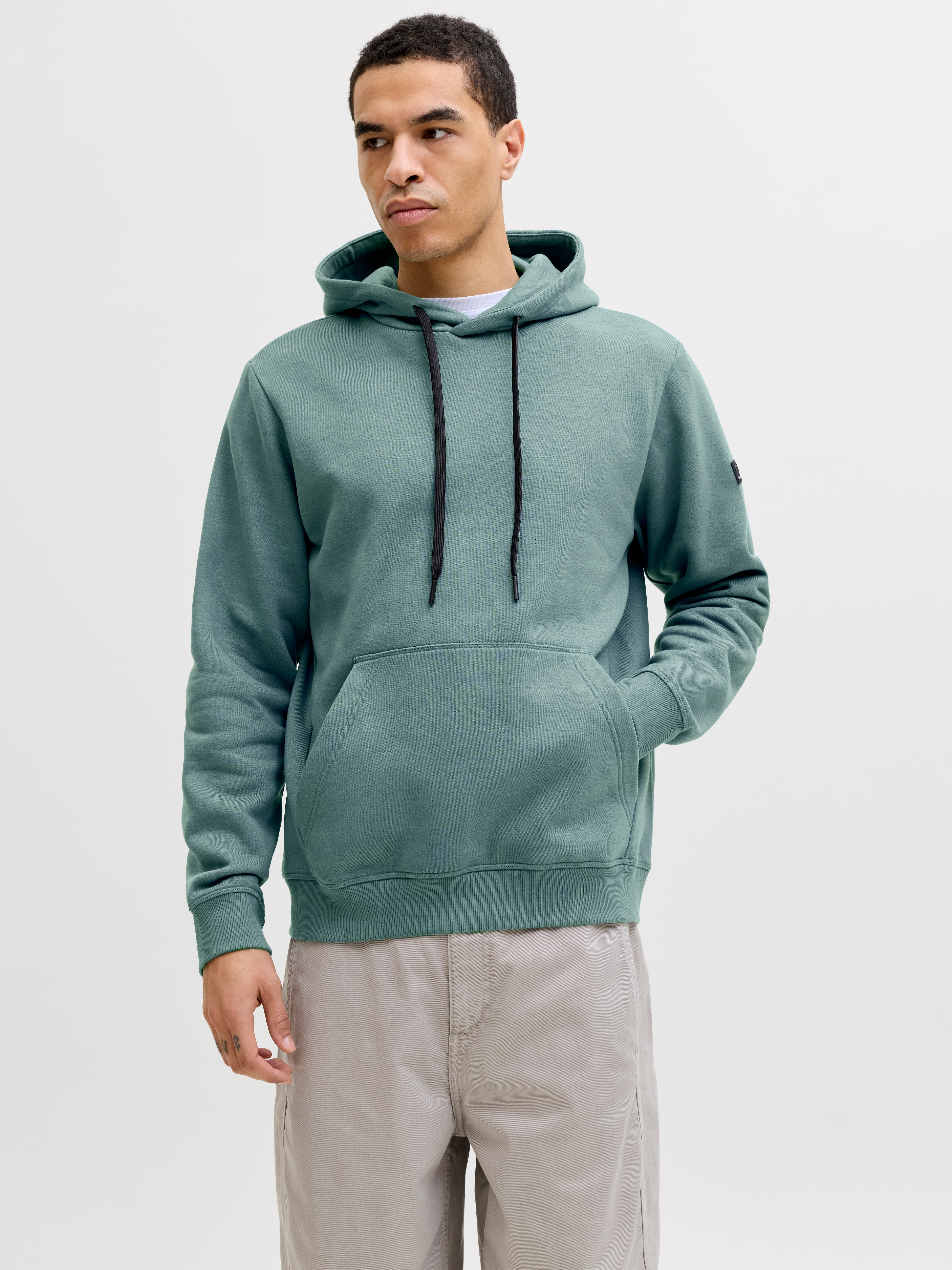 Kapuzensweatshirt JACK & JONES "JCOFUSION SWEAT BADGE HOOD", Herren, Gr. L, north atlantic, angeraute Sweatware, Obermaterial: 52% Polyester, 48% Baumwolle, unifarben, relaxed fit normal, ohne Ausschnitt, Sweatshirts