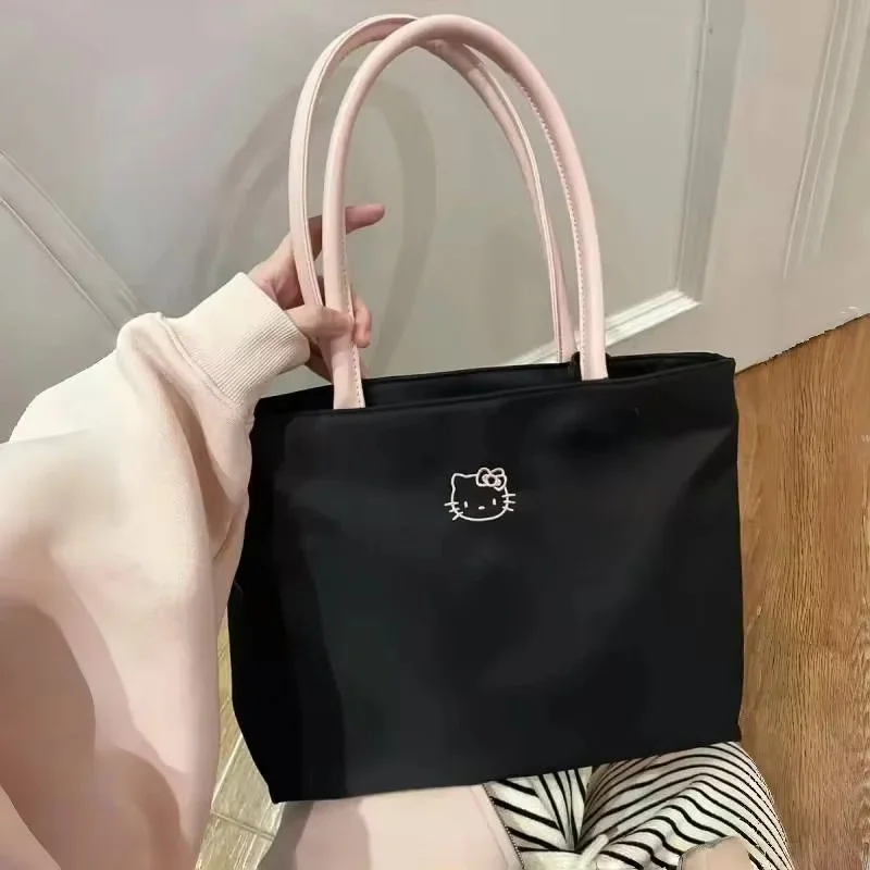 Sac fourre-tout noir HelloKitty pour femmes à la mode, sac de shopping de grande capacité brodé de dessin animé mignon, sac à bandoulière à la mode pour femmes