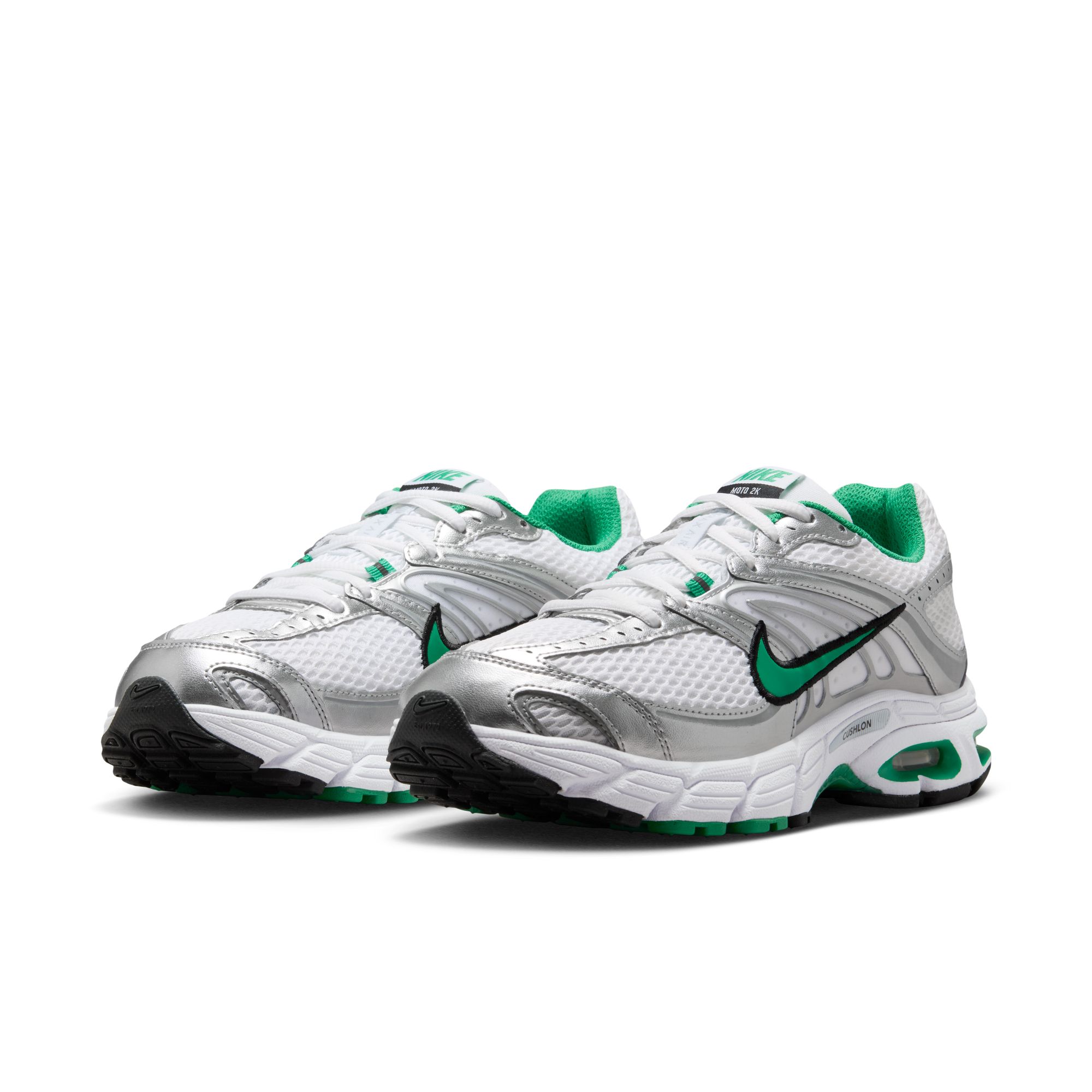 Sneaker NIKE SPORTSWEAR "AIR MAX MOTO 2K", Damen, Gr. 43, weiß, stadium grün, metallic silber, Textil, Schuhe Sneaker