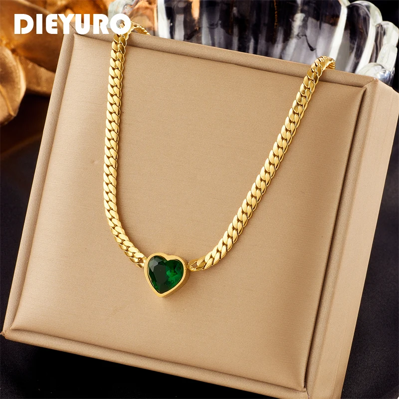 DIEYURO Collana con ciondolo in cristallo bianco verde cuore in acciaio inossidabile 316L per le donne Regali di gioielli con catena clavicola per ragazze di nuova tendenza