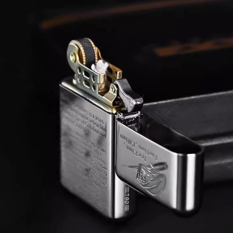 ZORRO's Z790 Original Kupfer-Kerosin-Feuerzeug, Pfingstrose, doppelseitig graviertes Messingfeuerzeug, tragbares Retro-Schleifscheibenfeuerzeug Image