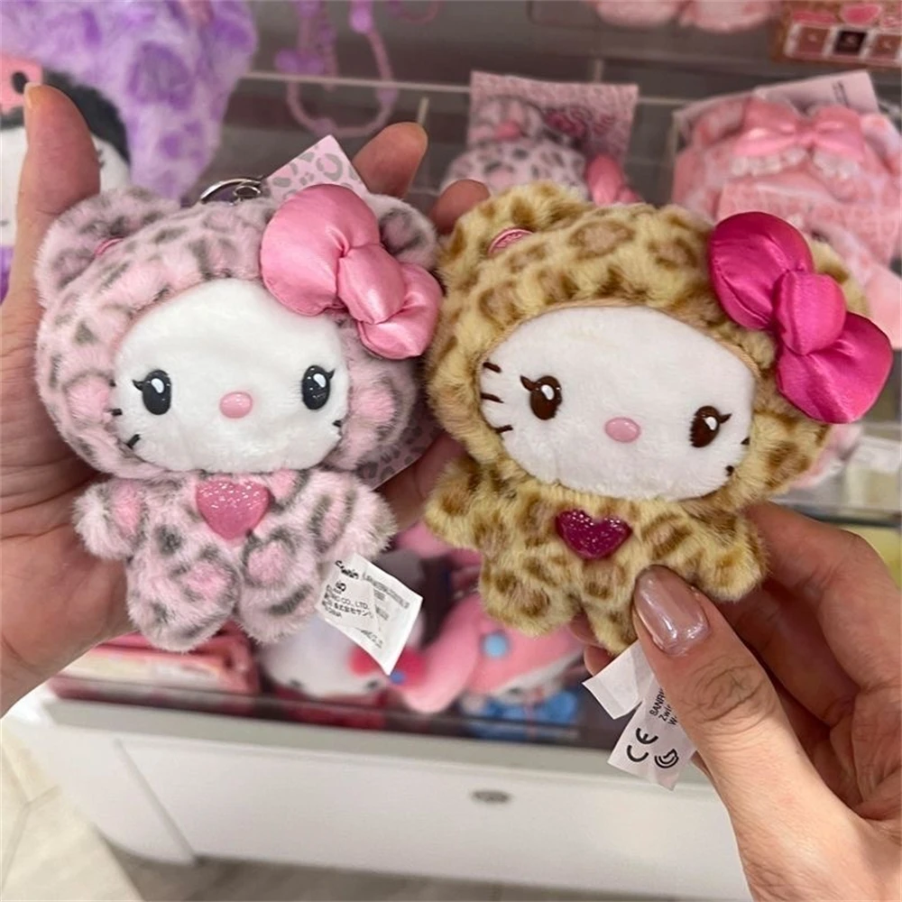 Sanrio Leopardenmuster Bär Serie Hello Kitty Schlüsselanhänger Anhänger Cartoon Kitty Katze Plüsch Puppe Anhänger Schlüsselanhänger Tasche Dekorationen Geschenk