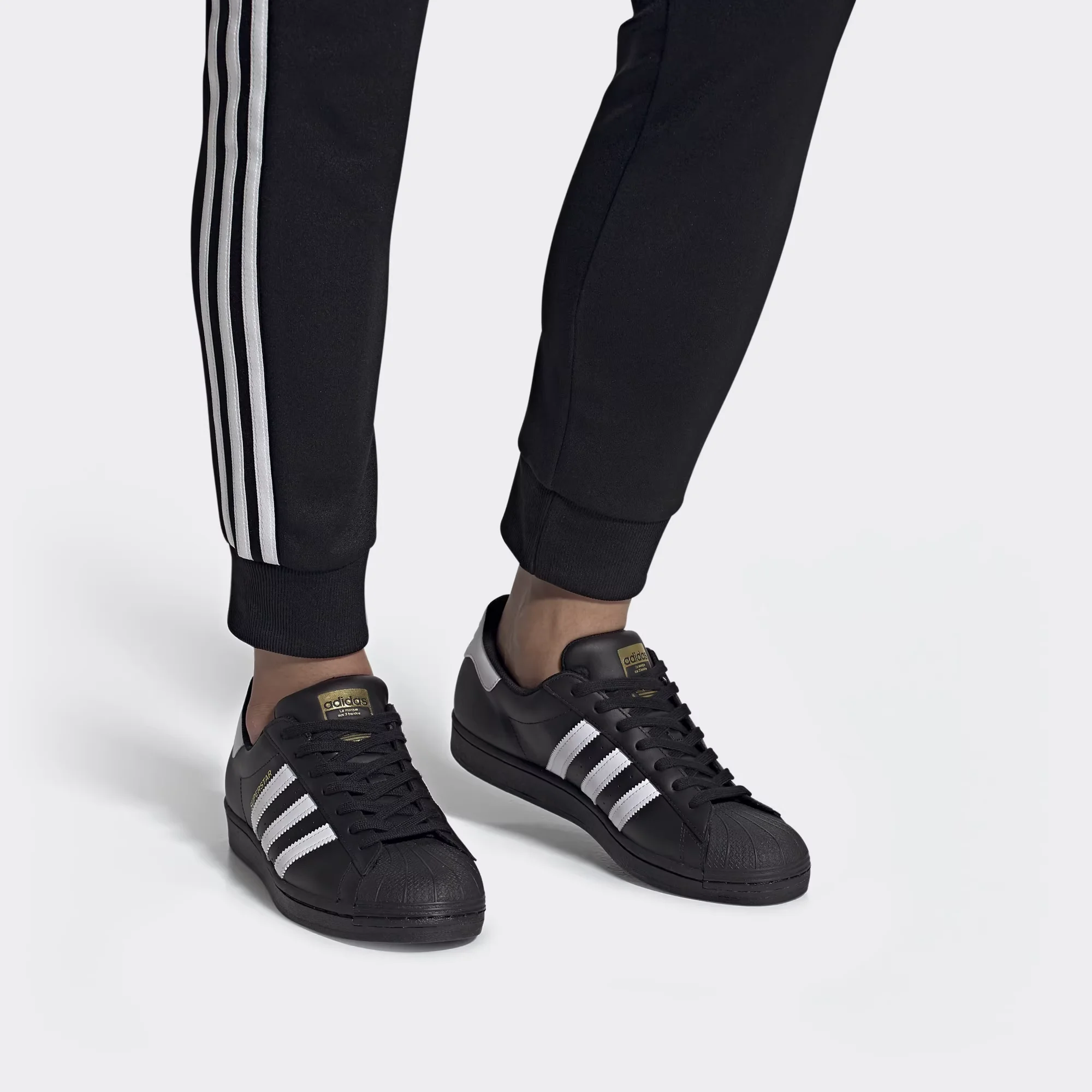 Adidas Unisex SUPERSTAR Shell-Toe Freizeitschuhe Stilvolle Gold Label Shell-Toe Classic Comfort EG4959