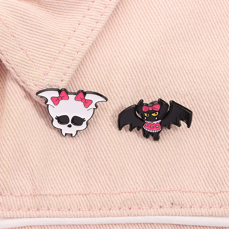 Cartoon Elf High School Legierungsabzeichen – niedliche Emaille-Brosche – Kragen-Metallnadel – Hemden, Taschen, Modeaccessoires – Geschenke für Freunde Image