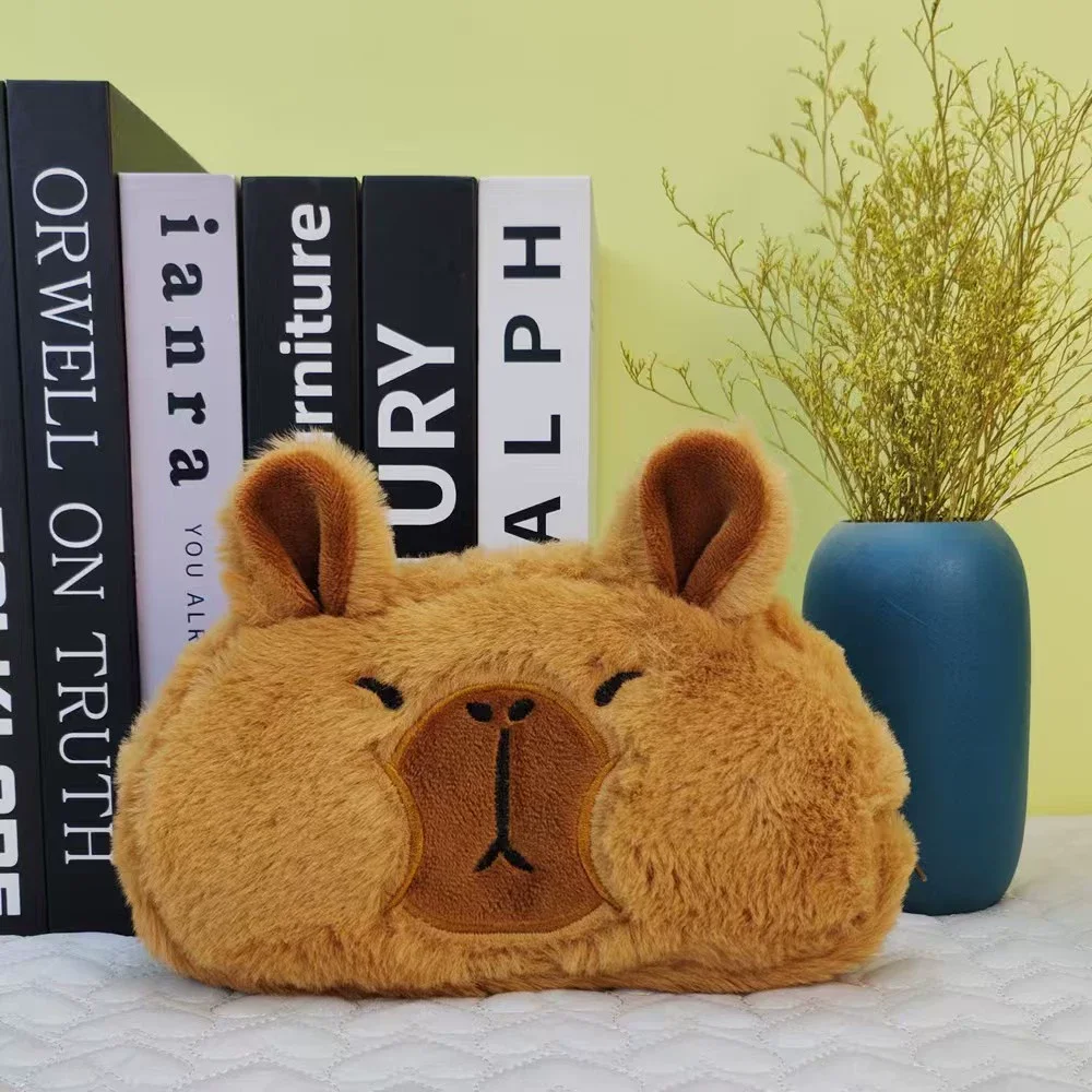 1 Stück Niedliche Capybara Plüsch-Federtasche Multifunktionale Große Kapazität Schreibwaren-Tasche Geeignet für Kinder Image