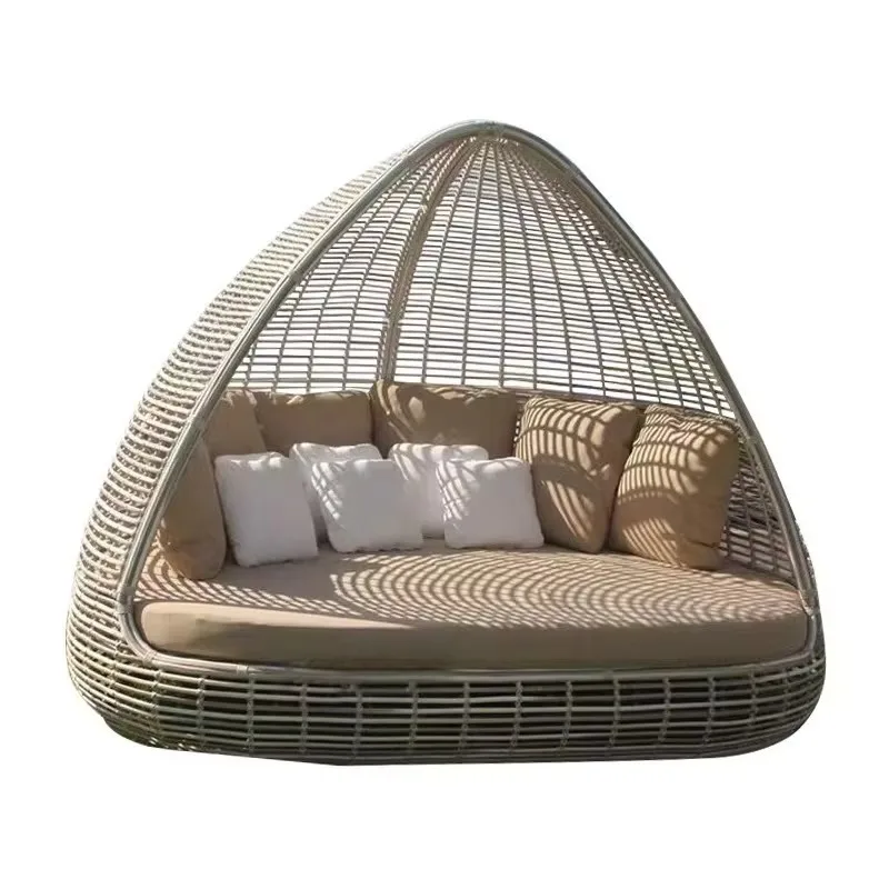 Outdoor Daybed Rattan Pool Sonnenliege Bequeme Gartenmöbel für die Inneneinrichtung Image