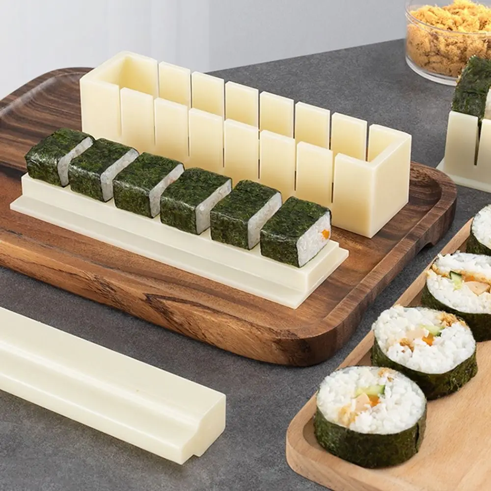 3 teile/satz Sushi Maker Equipment Kit Kunststoff Kimbap Sushi Rollen Form runde quadratische herzförmige Sushi Herstellung Werkzeuge Kuchen Roll Form Image