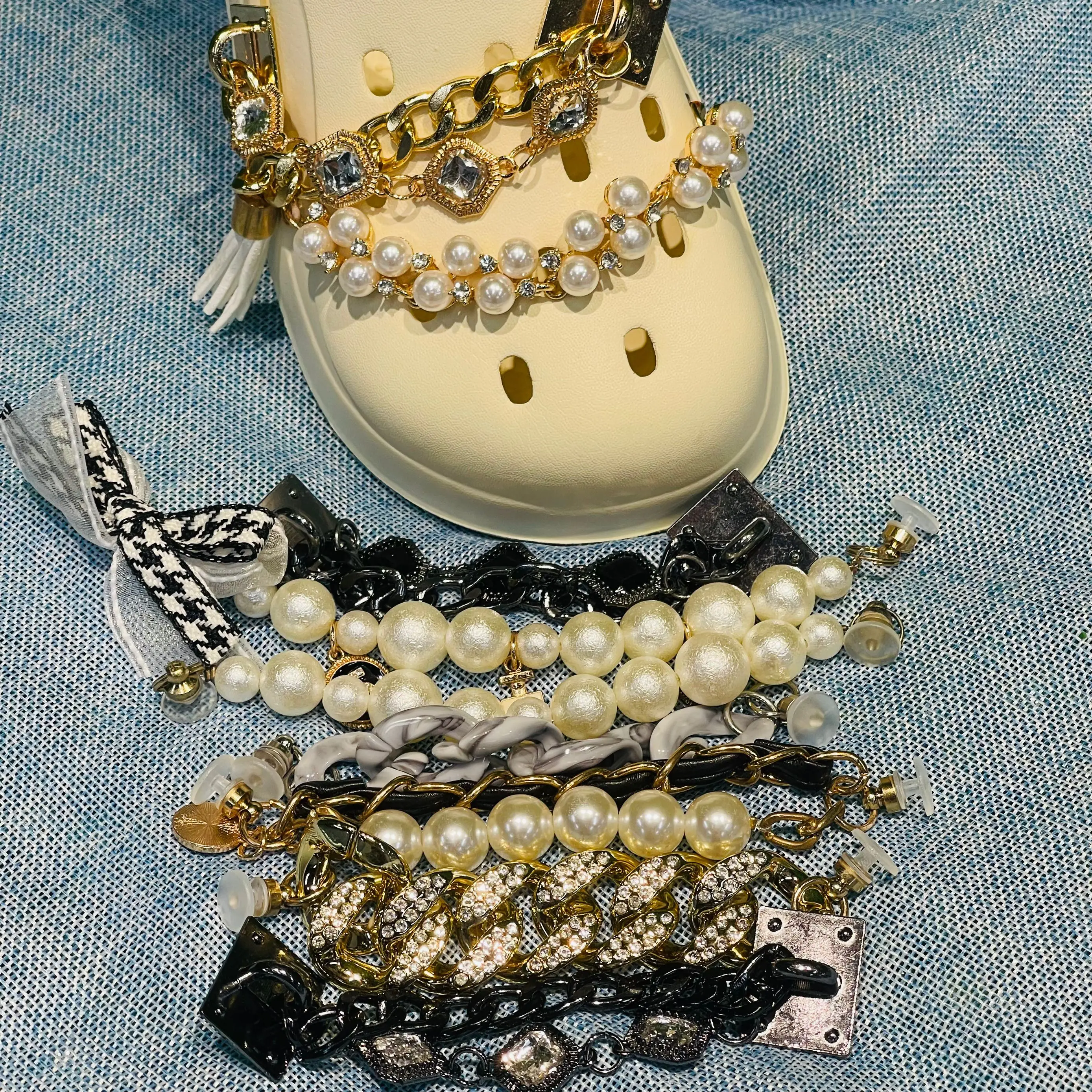 10/20/30Pcs Zufällige Metall Schuh Ketten Schmuck Ketten Mode Garten Schuhe Schnallen Sandalen Schuhe Dekoration Charme frau Geschenk