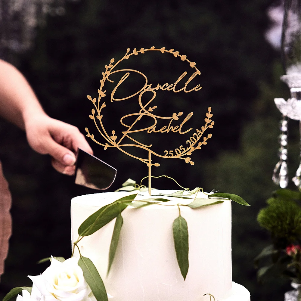 Personalisierter Hochzeitstortenaufsatz aus Acryl und Holz, individueller Jahrestag, Tortenaufsatz, Valentinstagsdekoration Image