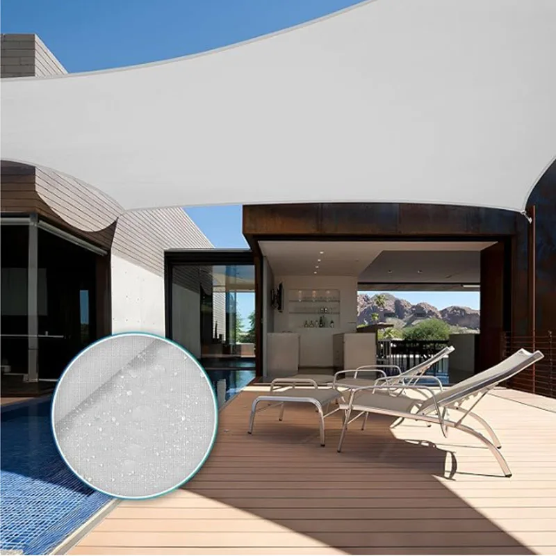 Bleiben Sie kühl und trocken: Wasserdichte, UV-blockierende Sonnensegel Image