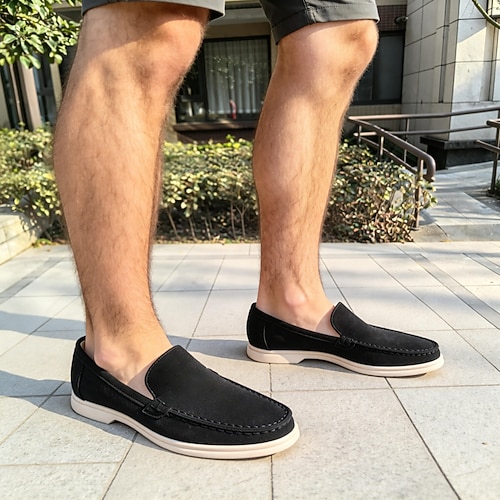 Lässige Herren-Slipper, bequemes Obermaterial aus Wildleder, leicht anzuziehen, perfekt für Strand, Resort und Urlaub. Image
