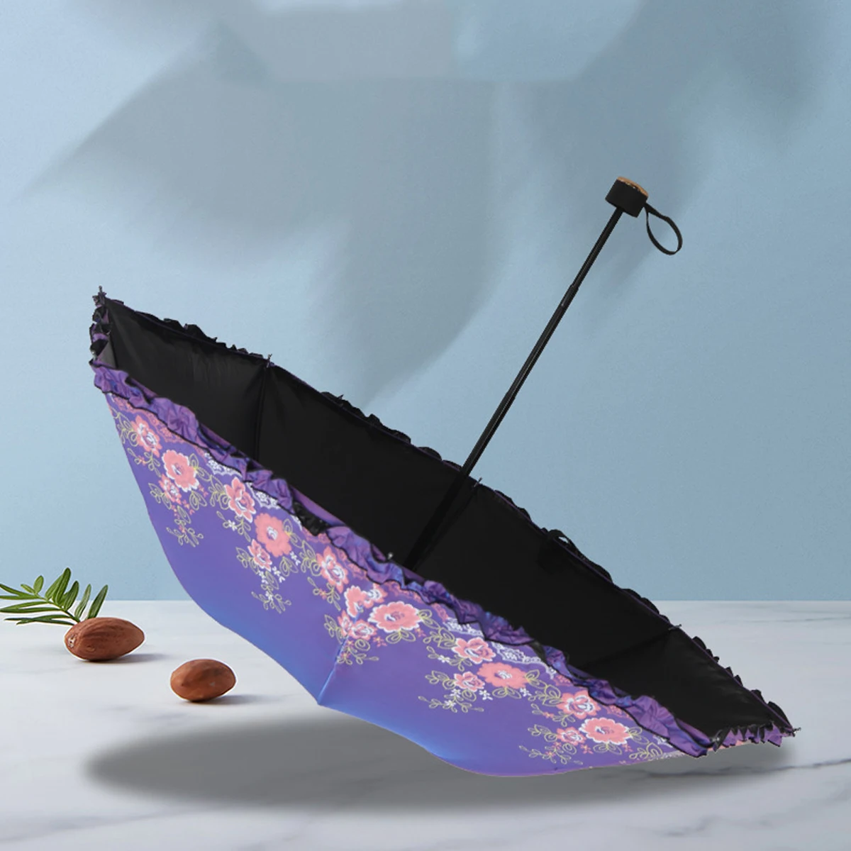 Langlebiger Sonnenschutz-Regenschirm Mingde Retro Regen und Regen Dual-Use-Damen-Sommer-tragbarer dreifach gefalteter Mini-Sonnenschutz-Regenschirm Image