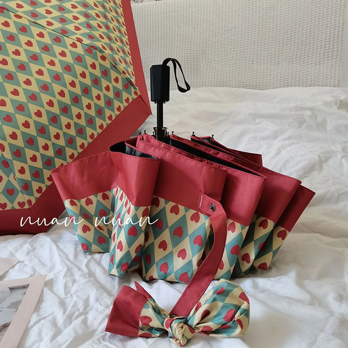 Automatischer Sunny Umbrella Grid Love Sonnenschirm Ultraleichter, kompakter und tragbarer Sonnenschirm, Sonnenschutz und UV-Schutz Image