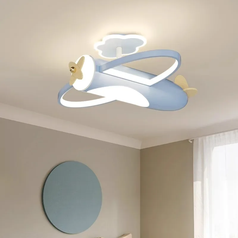 Cartoon Flugzeug Decke Kronleuchter Massivholz Licht für Kinderzimmer Junge Zimmer Dekor minimalistische Schlafzimmer hängen Kronleuchter