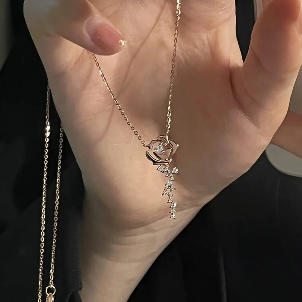 Valentine Halsketten 925 0,56 ctw D Moissanite Rose Gold Halskette mit Rose Blume Herz Spezielle Geschenke für Freundin Edlen Schmuck